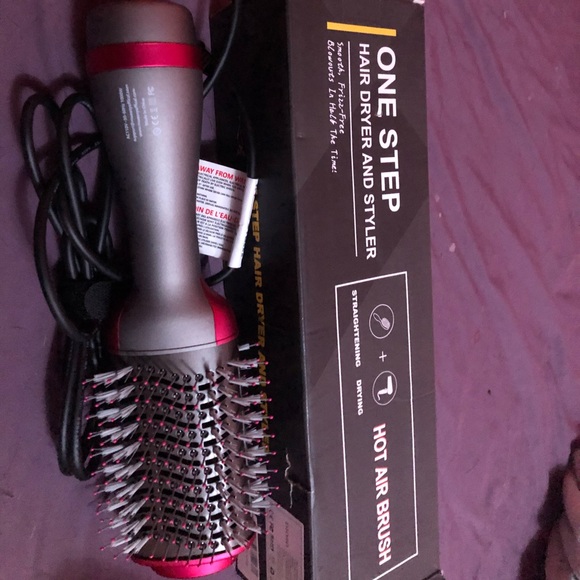 One step styler - Picture 1 of 2